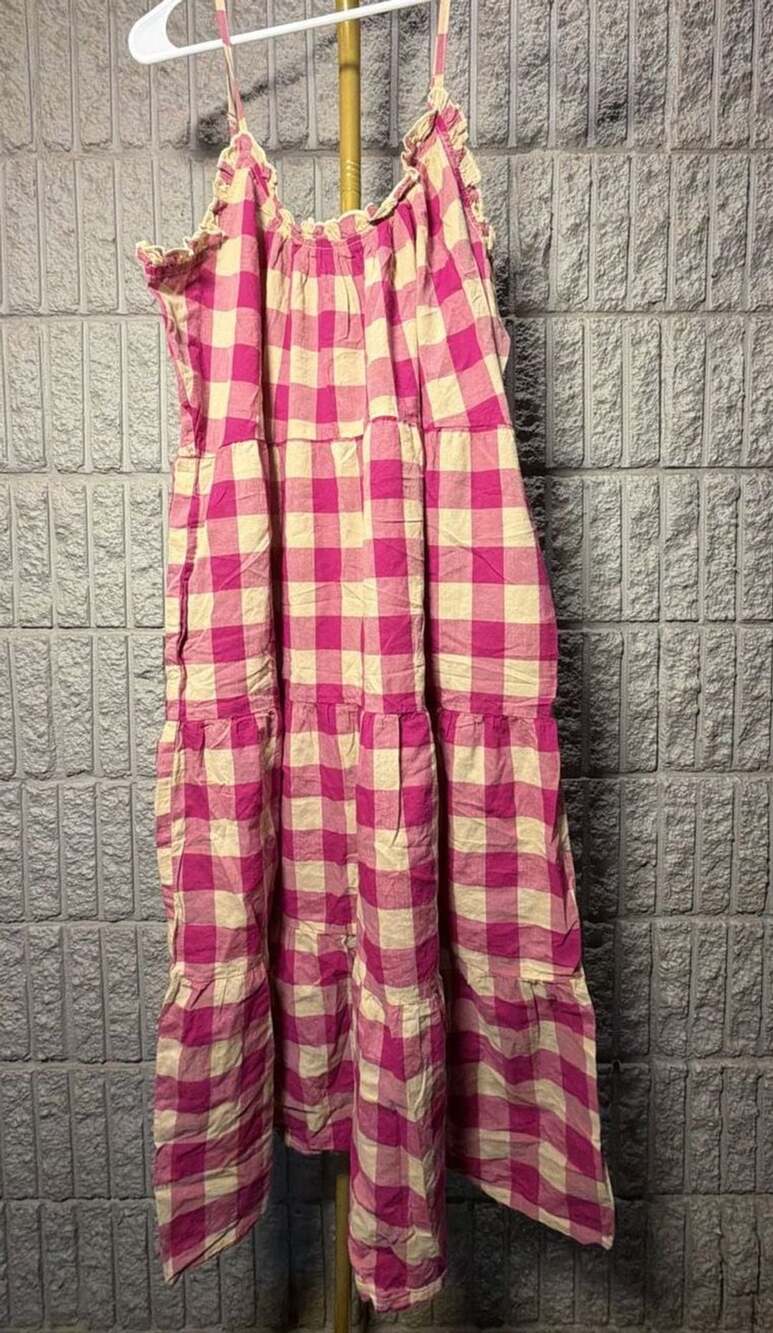 601 Natural Life Tiered Gingham Midi Dress Size L Pink